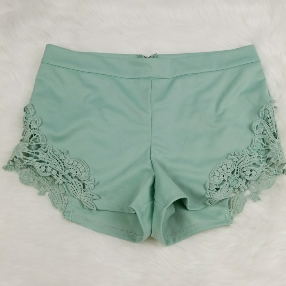 Cecico 10" high rise shorts